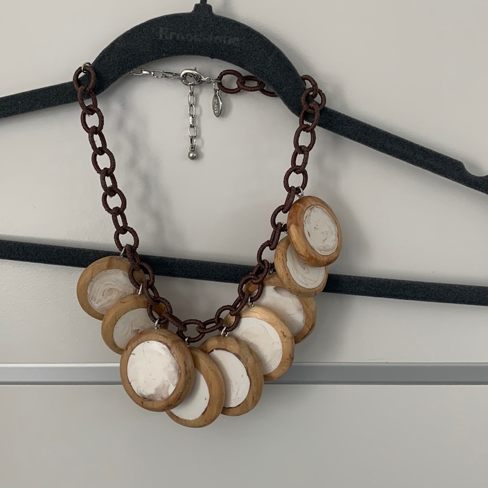 Chicos UNIQUE, Fun necklace